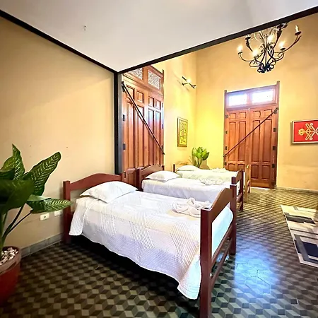 Hotel Colonial Victonella Granada Exterior photo