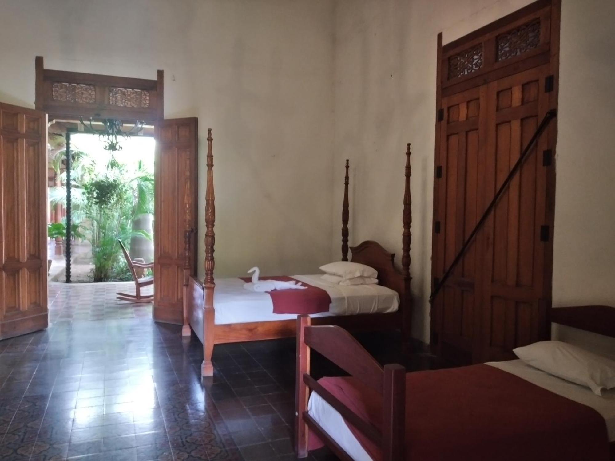Colonial Victonella Inn Granada