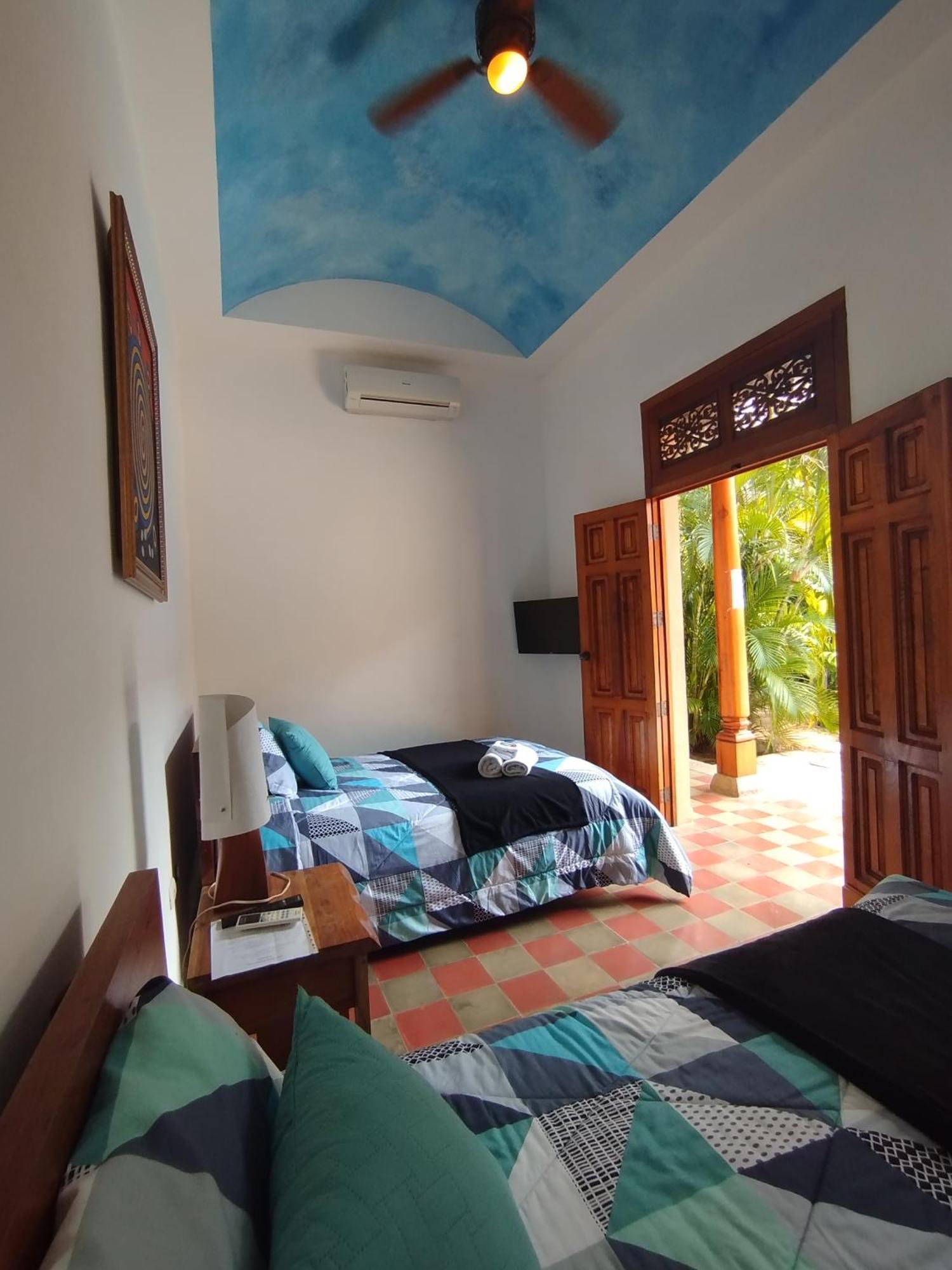 Colonial Victonella Inn 3*