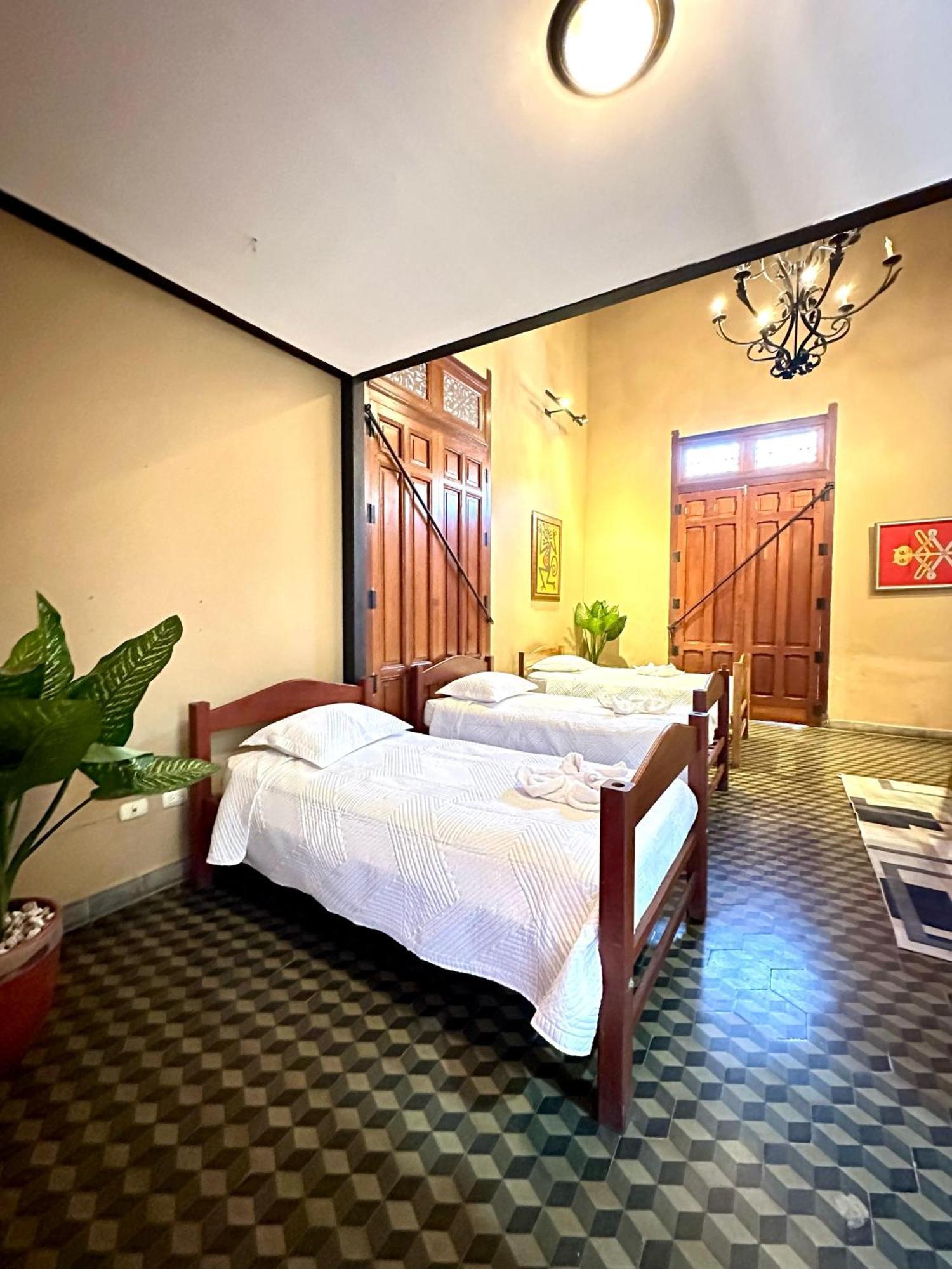 Colonial Victonella Inn
